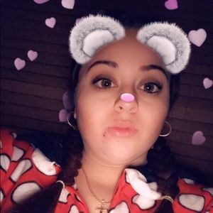 Meet your Posher, Celeste